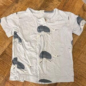 Kate Quinn Kids White and Gray Graphic Tee